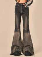 Flared jeans met vintage wassing en een beenverlengende lijn