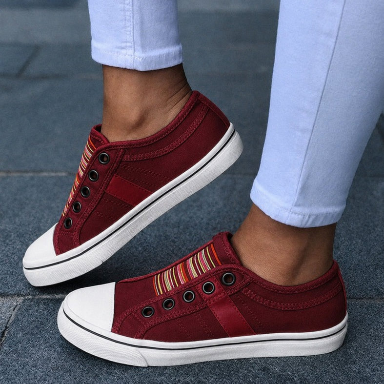 Rounded-Toe Low-Top Trainers for Everyday Wear