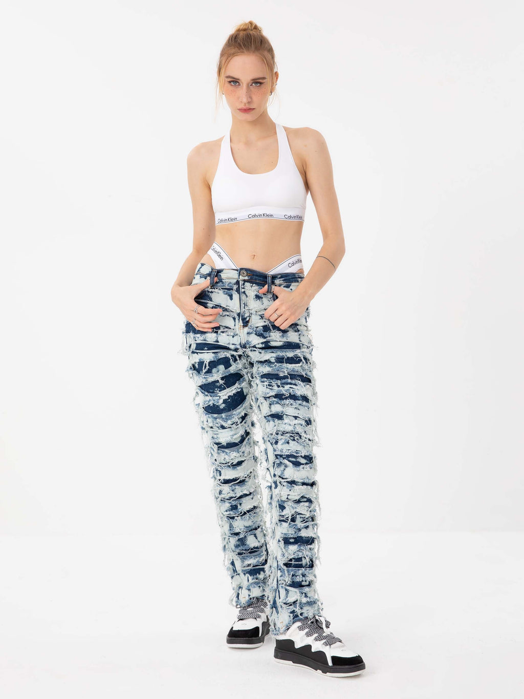 Vintage gewassen jeans met vervaagde afwerking en zachte pasvorm