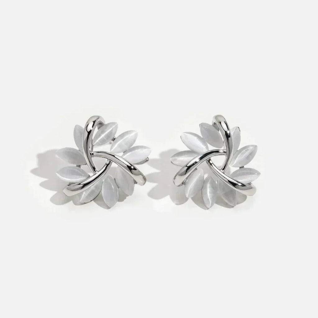 Nut-Shaped Earrings in Two Tones