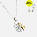 Conjunto de Colar com Pendente e Brincos Abraço