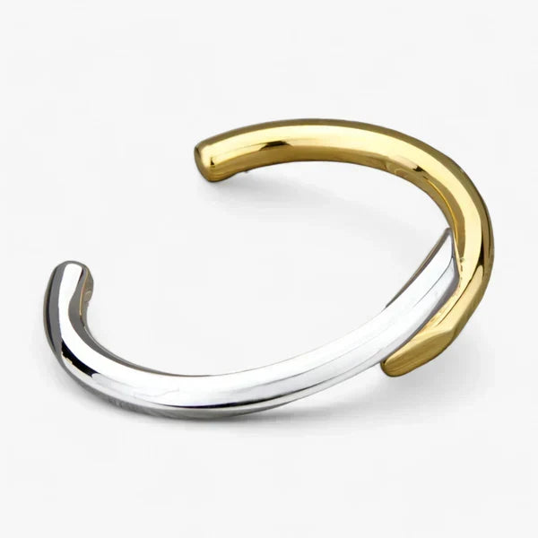Eenvoudige goudkleurige bangle
