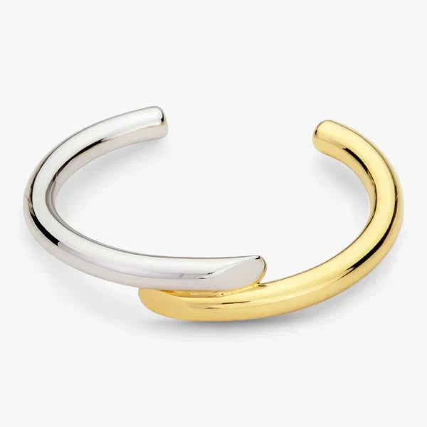 Eenvoudige goudkleurige bangle