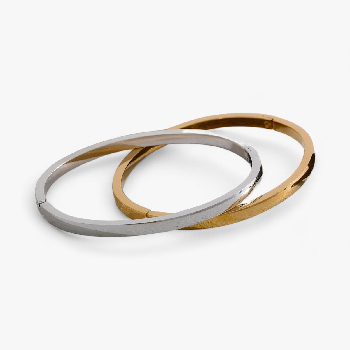Gladde ronde armband in 18K goudkleurig roestvrij staal