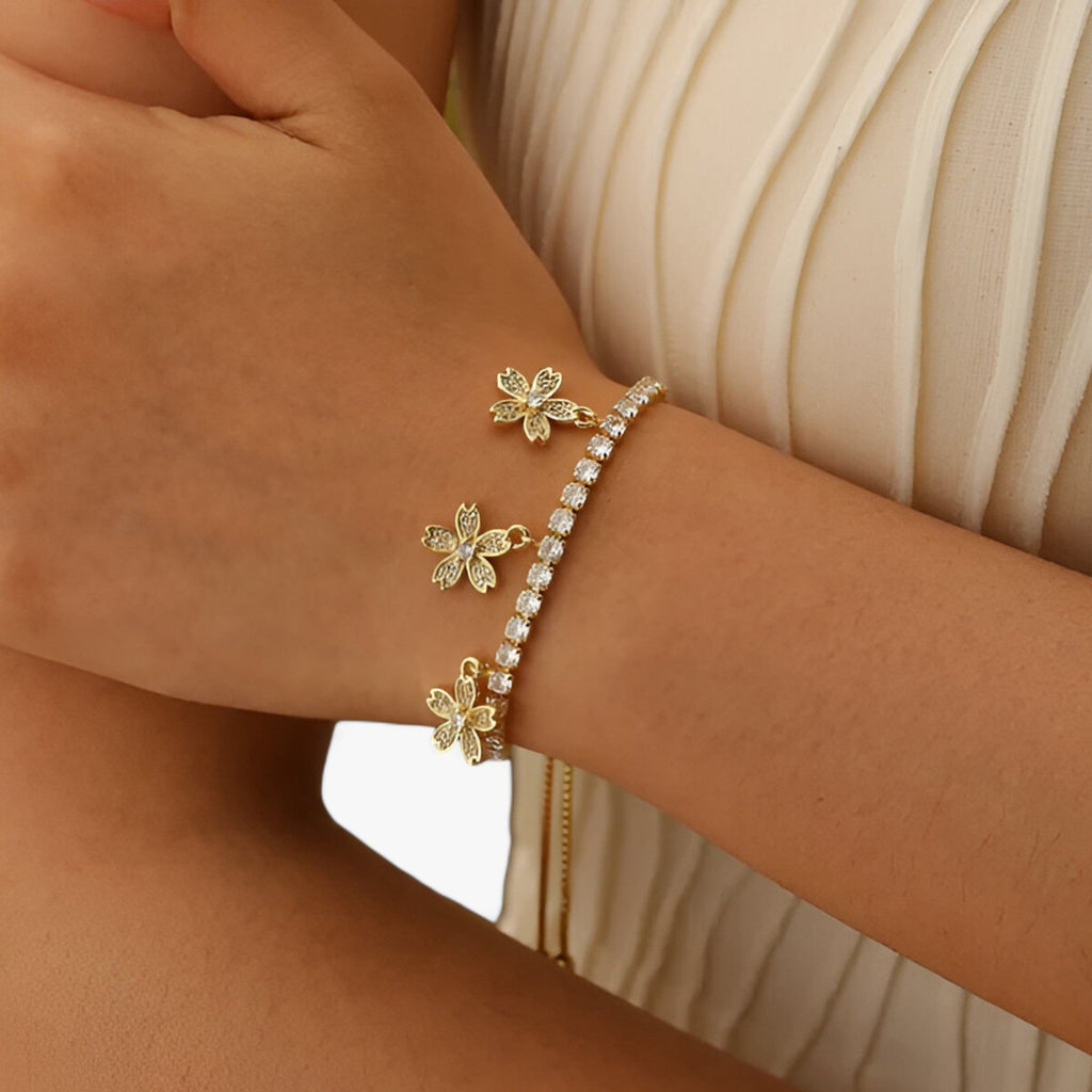 Ketting met bloemhanger en cubic zirkonia