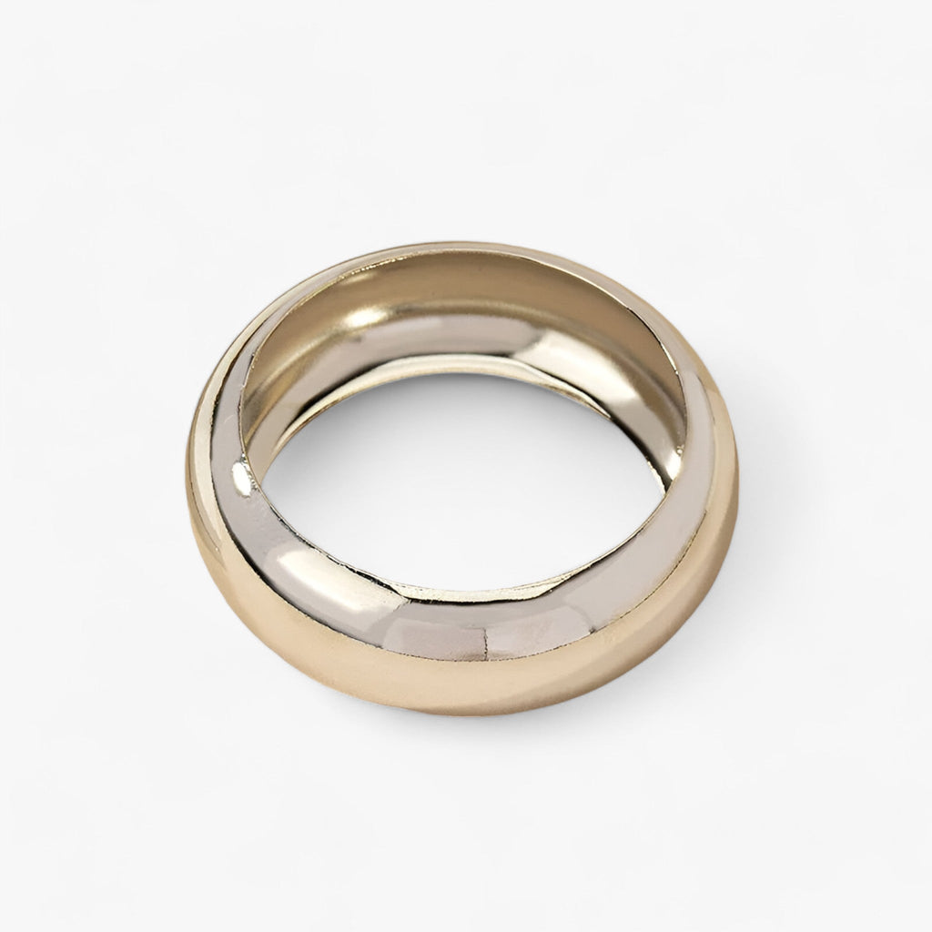 Brede gladde bangle met gebogen profiel