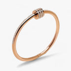 Bangle met schroefdetail en zirkoon, 56-58 mm