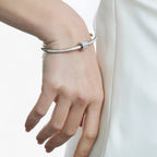 Bangle met schroefdetail en zirkoon, 56-58 mm