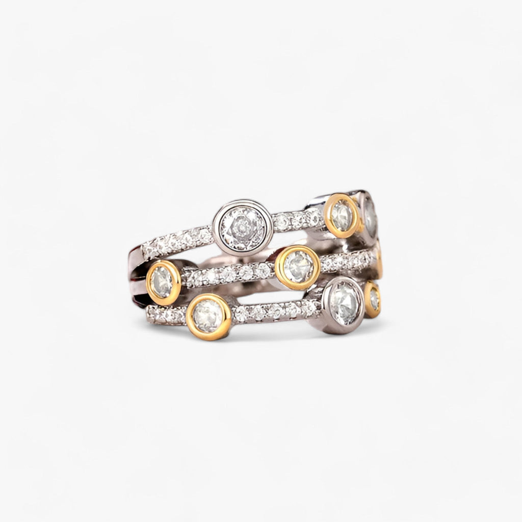 Tweekleurige ring met cubic zirkonia in het midden