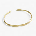 Bangle met gestempelde structuur in goudkleur