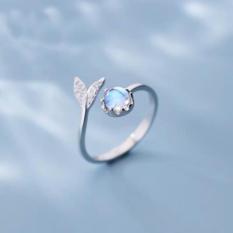 Adjustable Dolphin Tail Ring with Blue Zirconia