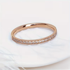 Slim Zirconia Band Ring
