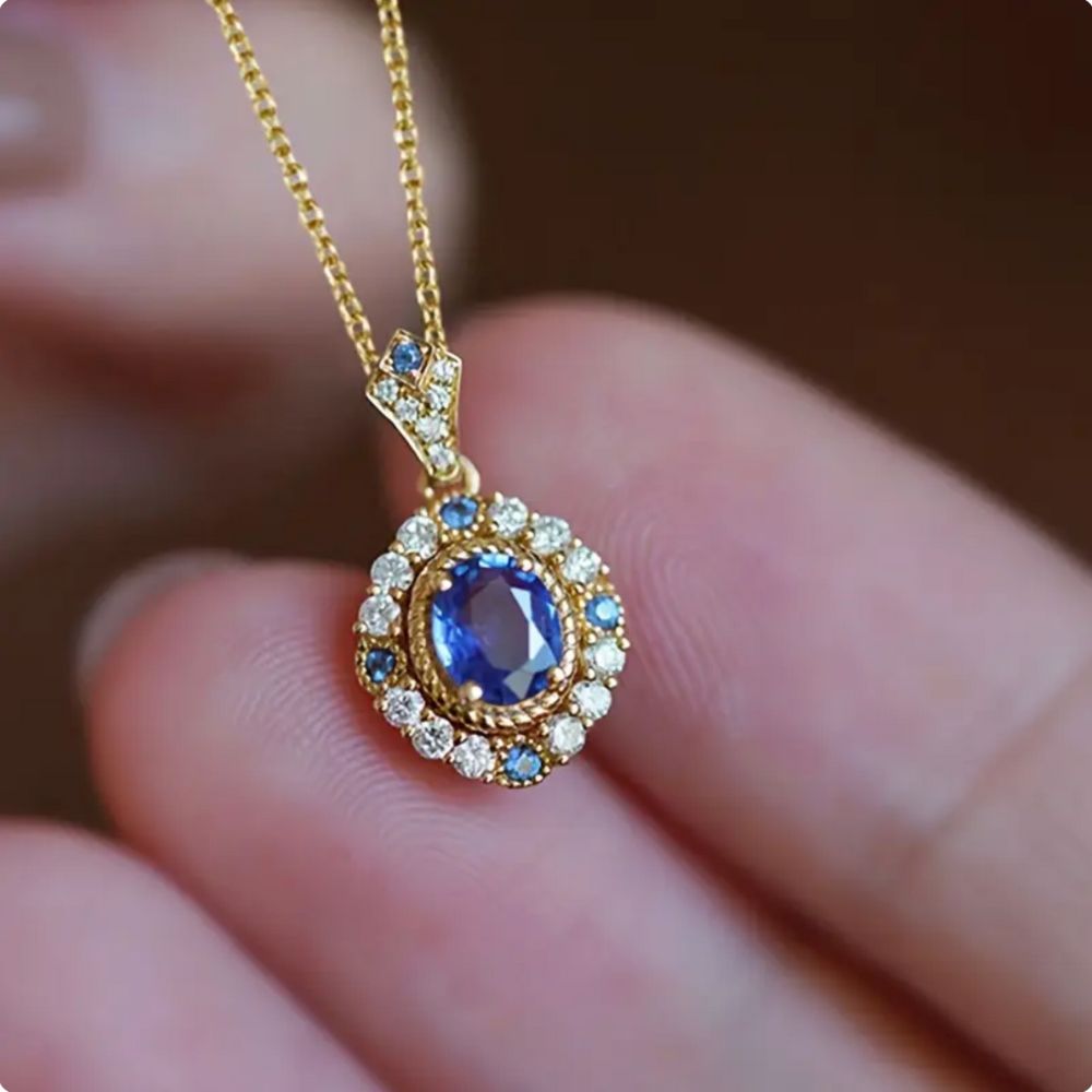 Ketting met stenen in schemertinten
