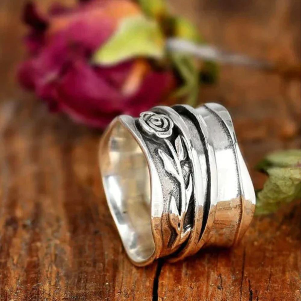 Silver-Tone Spinner Ring with Engraved Leaf Band