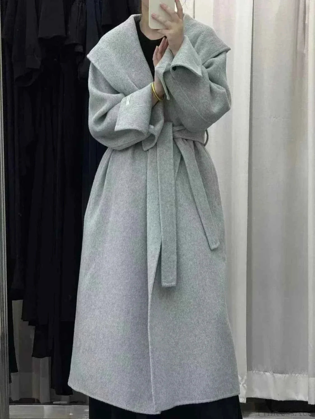 Hooded Brushed Coat with a Long Loose Office Line