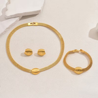 Goudkleurige set met collier, oorbellen en armband