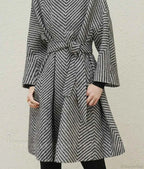 Zigzag Pattern A-Line Coat with Raglan Sleeves and Lining