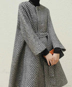 Zigzag Pattern A-Line Coat with Raglan Sleeves and Lining